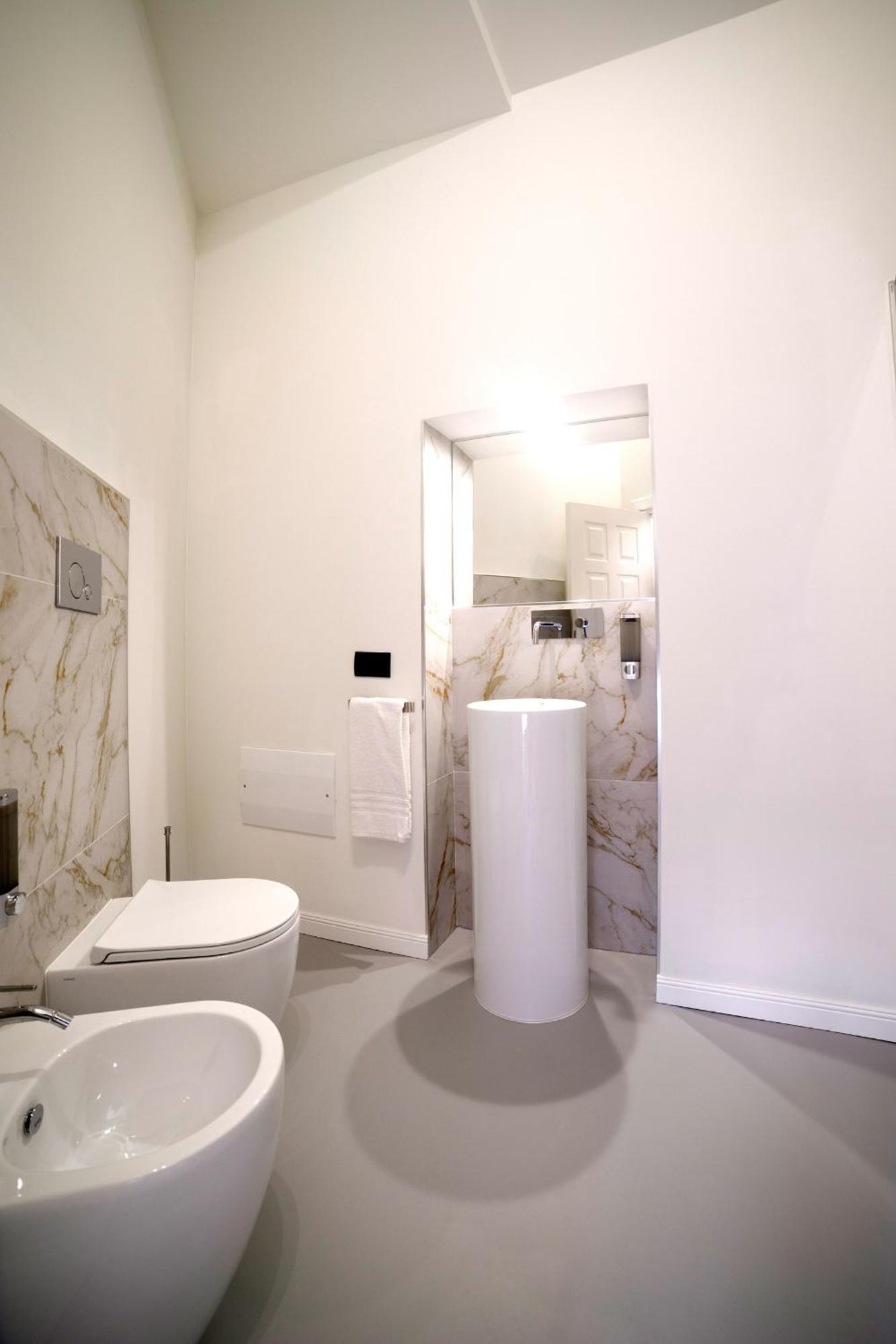 Corsovittorio87Suite Cagliari Eksteriør billede